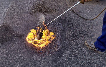 Tyn Y Garn flat roofing repairs