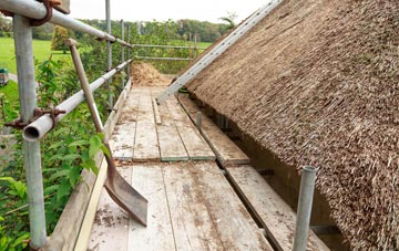 advantages of Tyn Y Garn thatch roofing